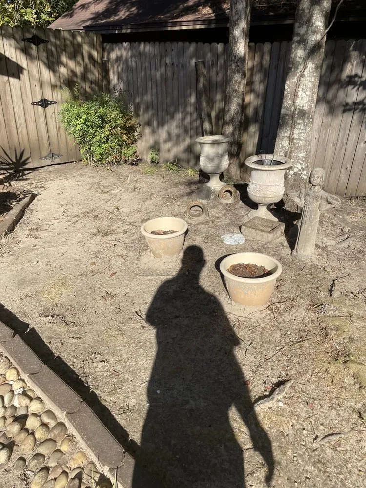 Custom lawn care service in Pensacola, FL by Allanneighborhelp