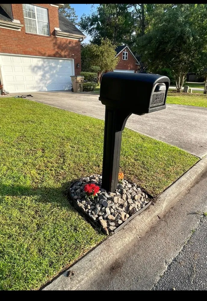 Custom landscape installation in Savannah, GA by Allday A1 Landscaping