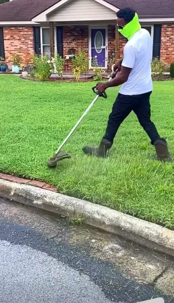 Trusted yard cleanup service in Savannah, GA by Allday A1 Landscaping