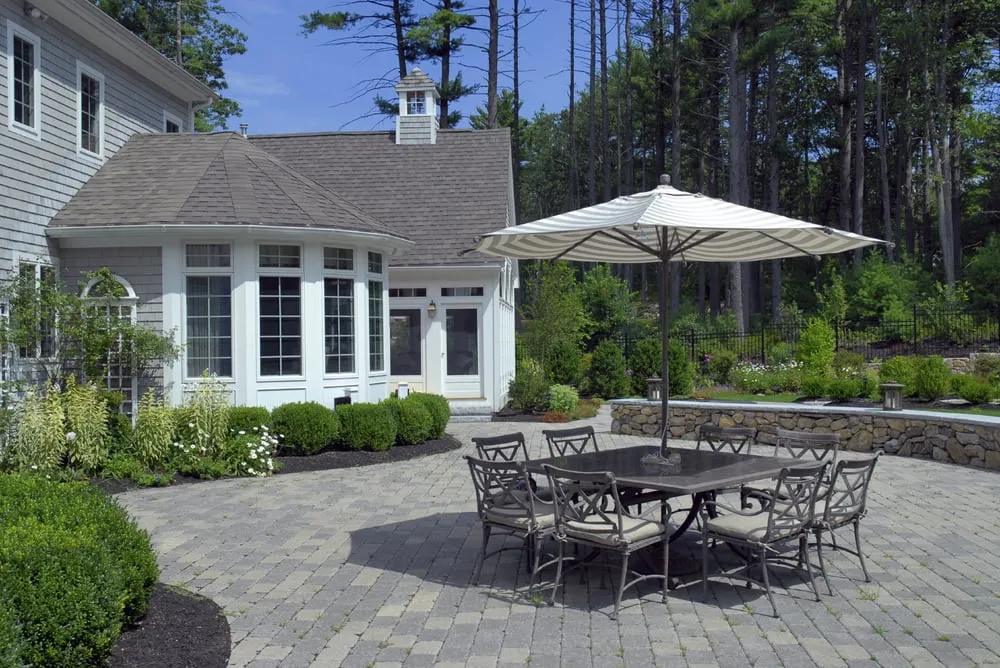 Trusted lawn care service in Loomis, CA by Allegiant