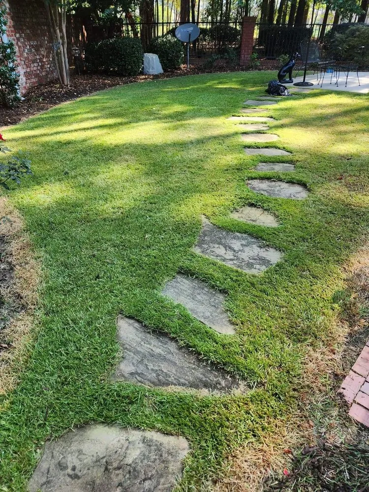 Top-rated lawn care service in Blythewood, SC by Allen Boyz Lawn Care