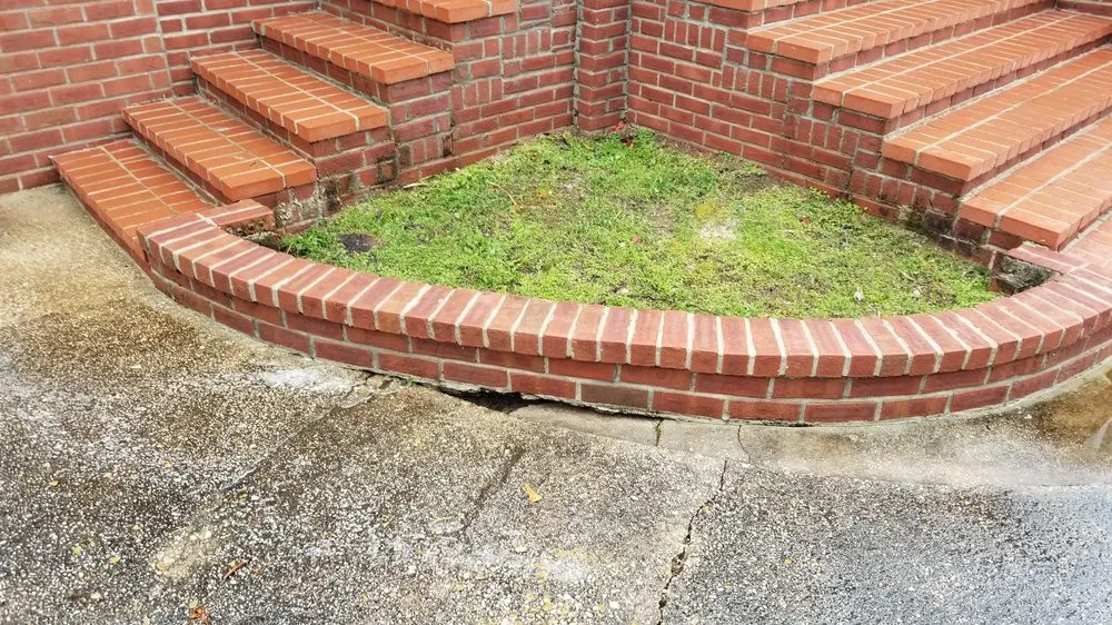 Affordable landscape installation near you in Summit, MS by Allen Lawn Care Services