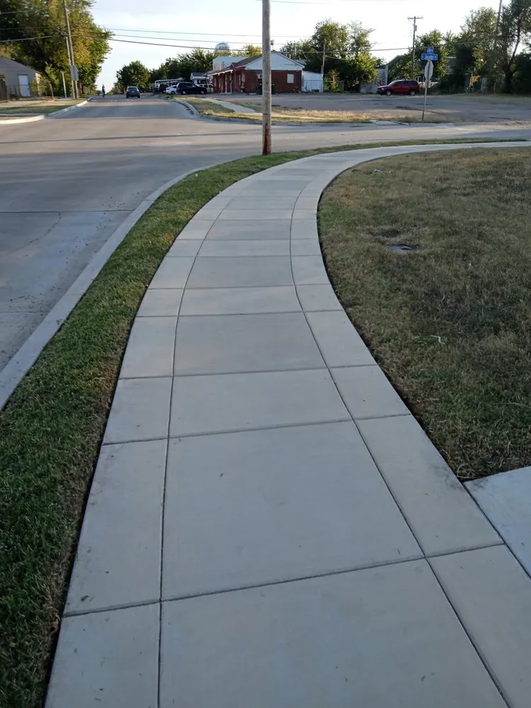 Trusted lawn care service in Oklahoma City, OK - Allen Lawn Service