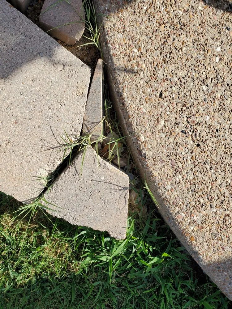 Affordable residential landscaping in Saginaw, TX by allen's innovations