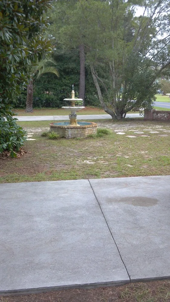 Top-rated yard cleanup service experts serving Orangeburg, SC - Allen's Landscaping