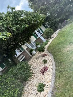 Allen’s Lawn & Land Logo