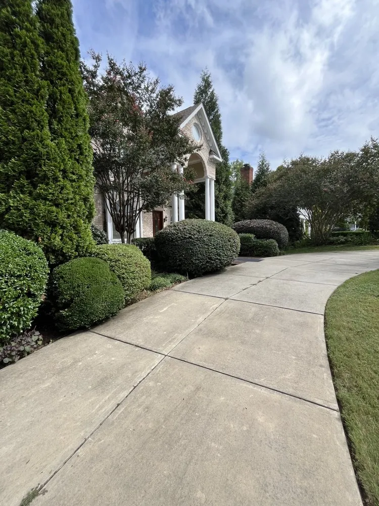 Trusted landscape installation for year-round maintenance in Stem, NC by Allen’s Lawn & Landscape Service