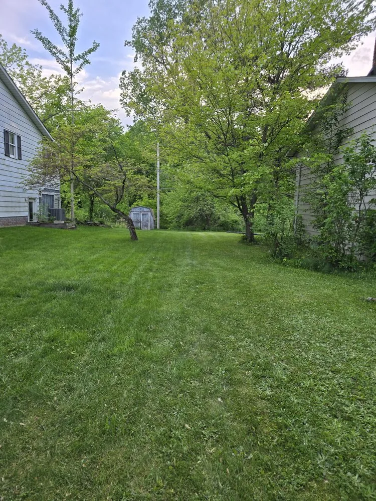 Reliable landscaping services in Madison, OH - Allen's Lawn Care
