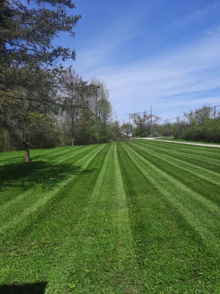 Top-rated outdoor landscaping experts serving Kimball, MI - Allen's Lawn Maintenance