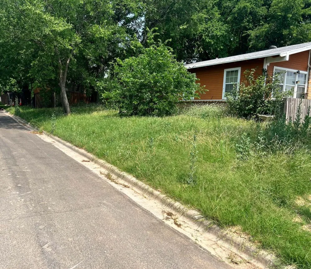 Reliable landscape design in Copperas Cove, TX by Allen's Mowing