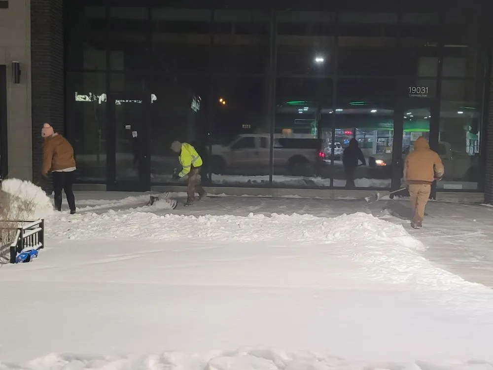 Expert outdoor landscaping experts serving Warren, MI - Allens Property Management