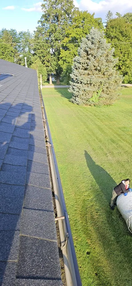 Affordable yard cleanup service near you across Capac, MI - Allenton Lawn