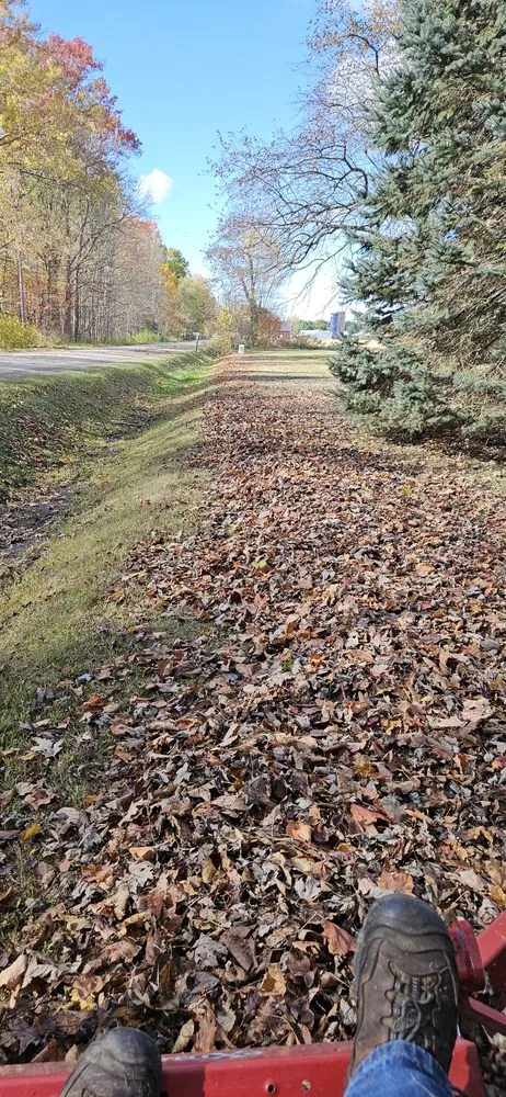 Reliable lawn mowing service for residential properties in Capac, MI by Allenton Lawn