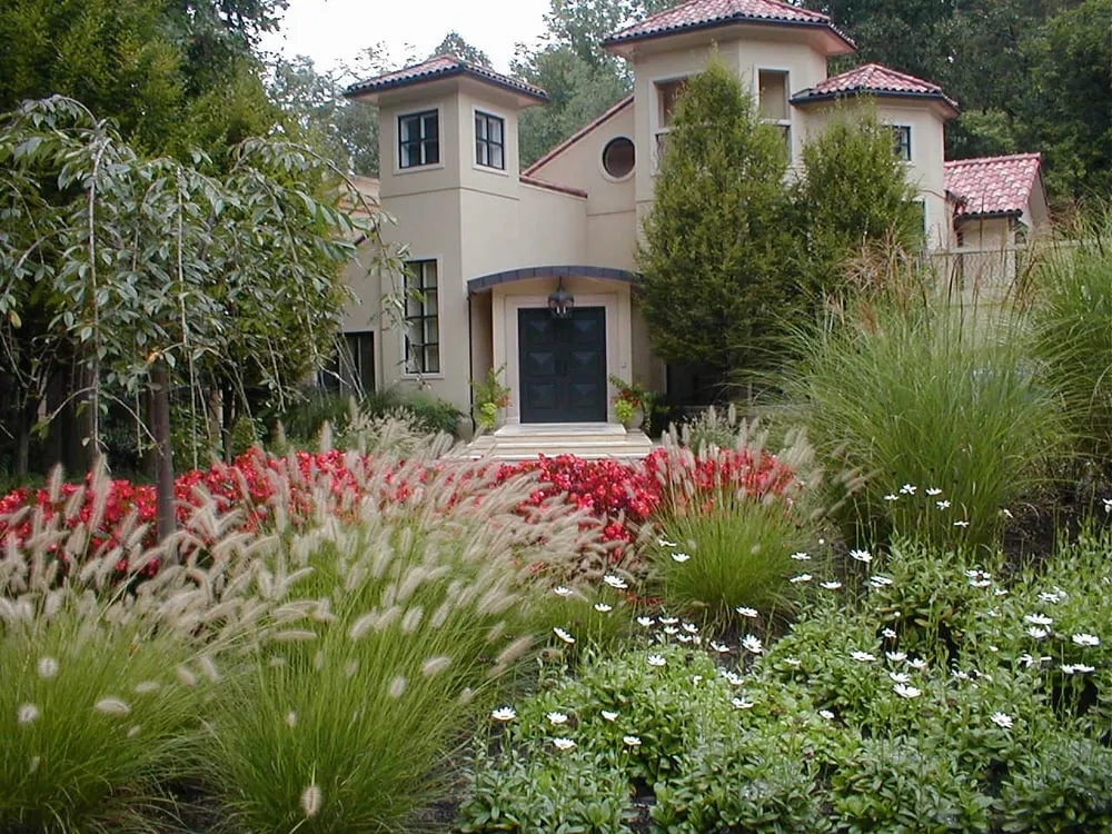 Top-rated lawn care service experts serving Rockville, MD - Allentuck Landscaping