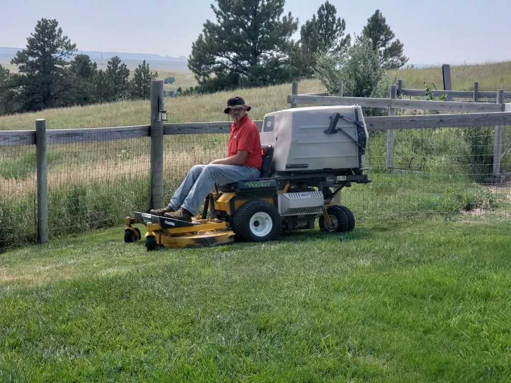 Top-rated garden landscaping with custom design in Alliance, NE by Alliance Lawn Care & Weed Spraying