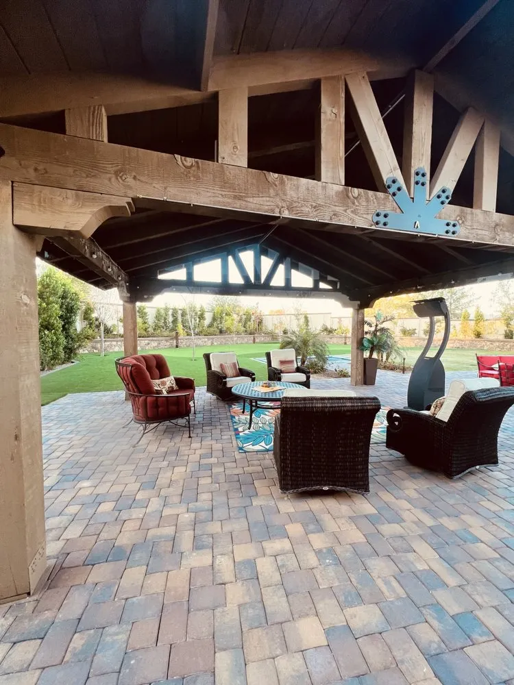 Local yard maintenance for residential properties in Phoenix, AZ by Alliance Manpower