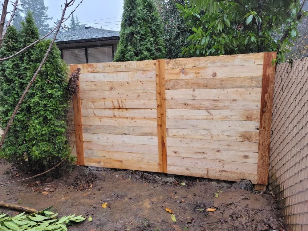 Top-rated yard cleanup service for year-round maintenance in Longview, WA by Allied Construction