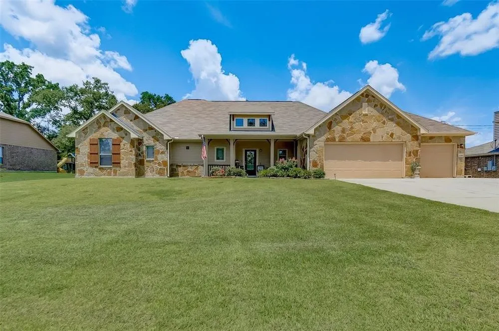 Local landscaping services in Conroe, TX by Allied Lawn and Landscape