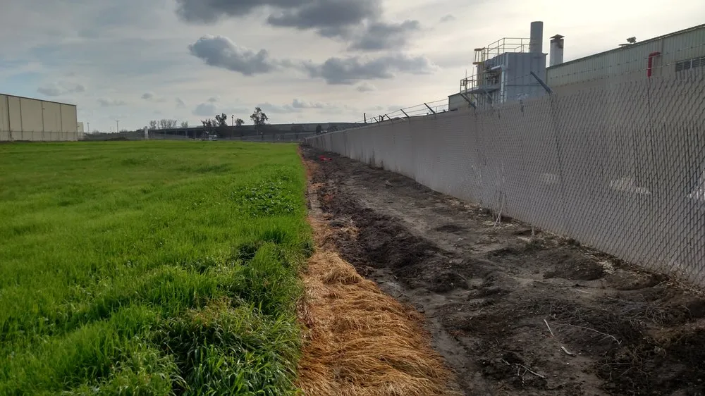 Trusted yard maintenance near you across Livingston, CA - Allied Weed Control