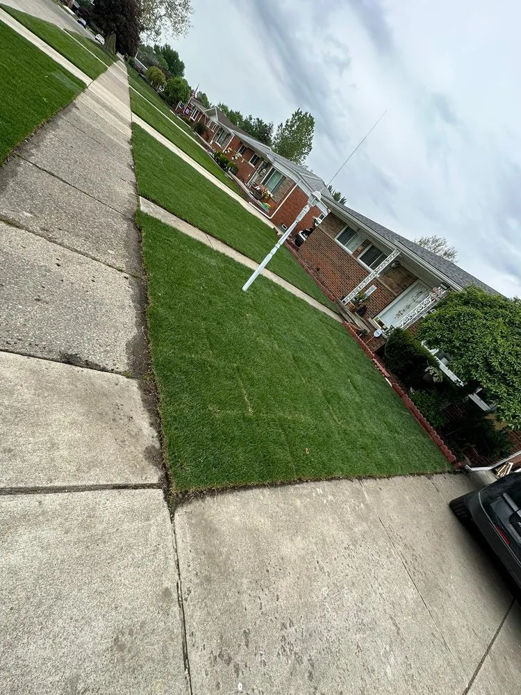 Affordable garden landscaping experts serving Dearborn, MI - Allies Lawn & Snow