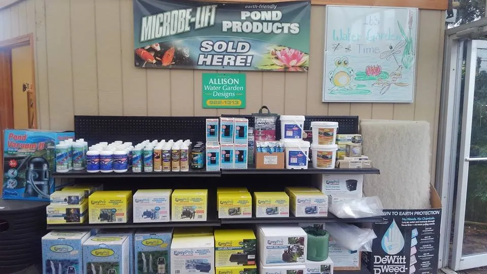 Custom lawn mowing service for homes in Cincinnati, OH by Allison Landscaping