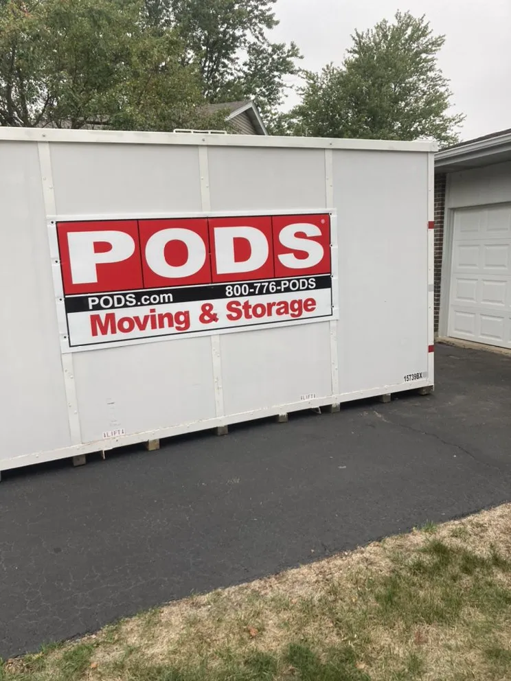 Reliable lawn mowing service with custom design across Lockport, IL - Allow Me Landscaping and Moving