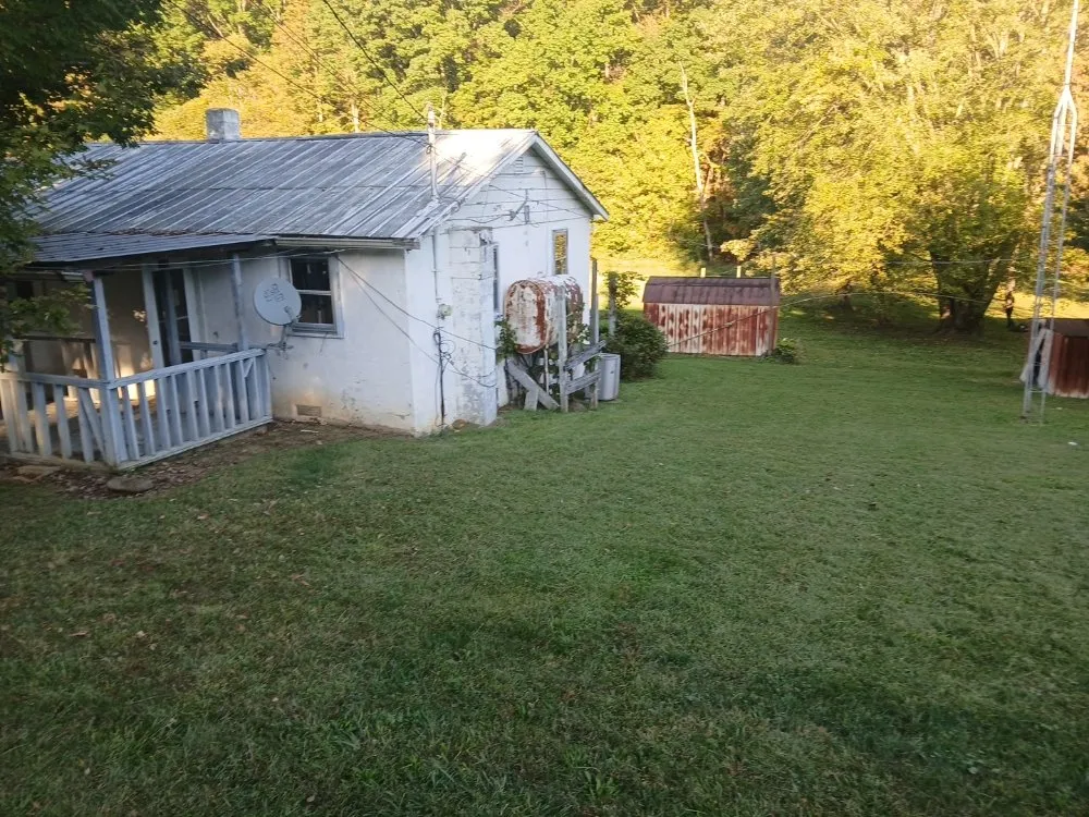 Affordable yard cleanup service in churchhill, TN by Allscape Solutions