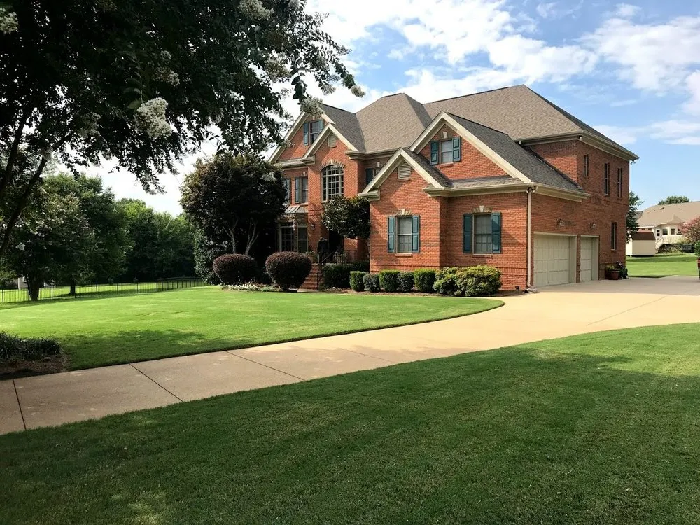 Trusted yard maintenance experts serving Chattanooga, TN - Allscapes Lawn Care & Landcaping