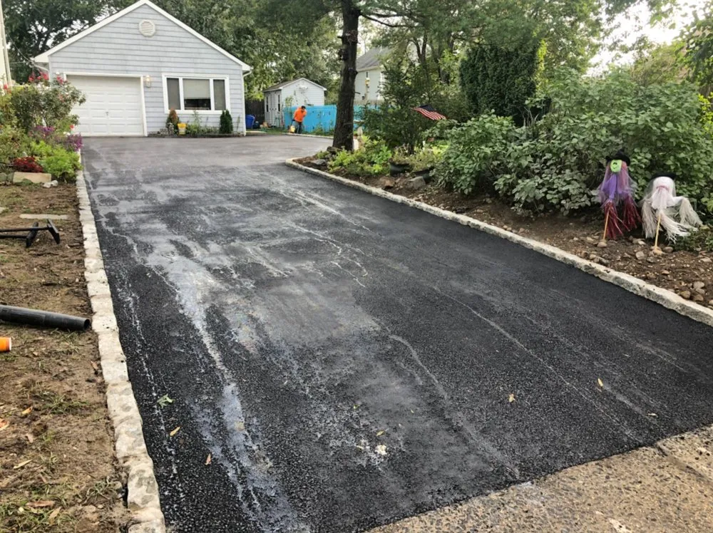 Professional yard maintenance for homes across Middletown, NJ - Allstar paving And masonry