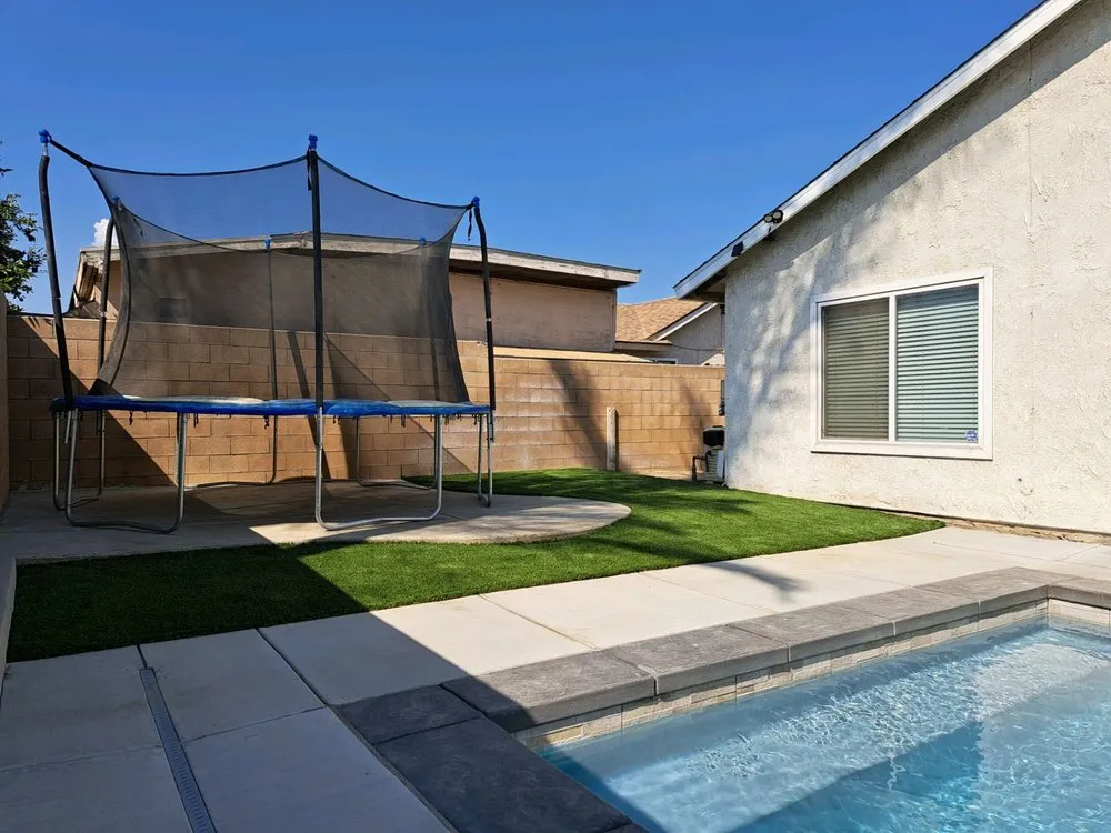 Affordable garden landscaping experts serving Corona, CA - Allstar Turfpros