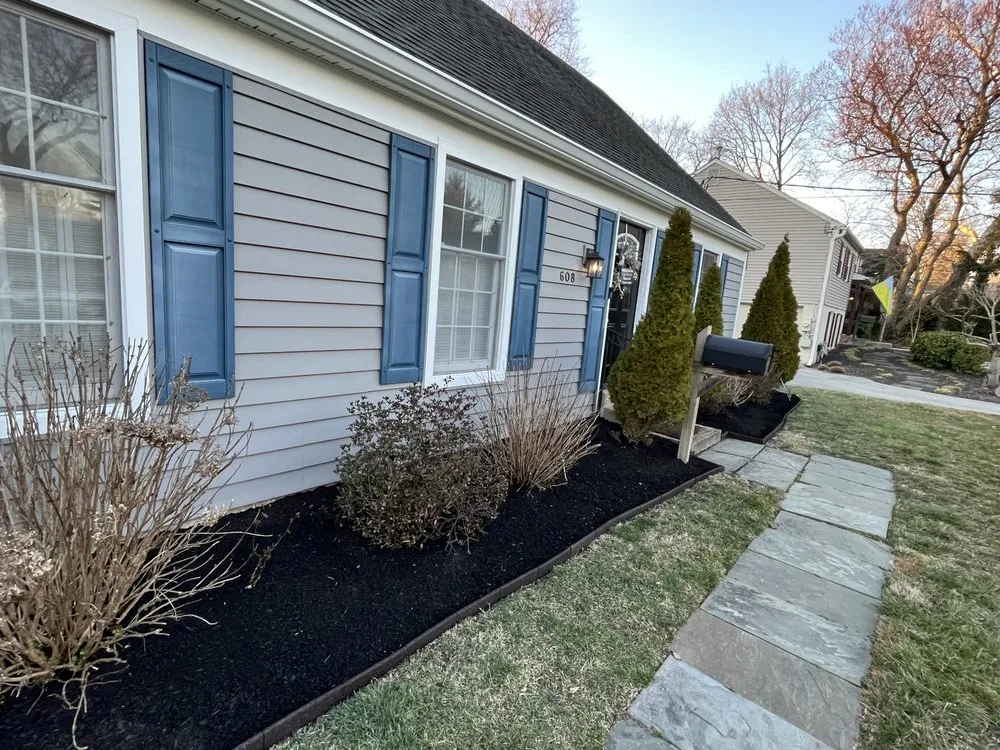 Top-rated lawn care service experts serving Upper Darby, PA - Allure Landscaping