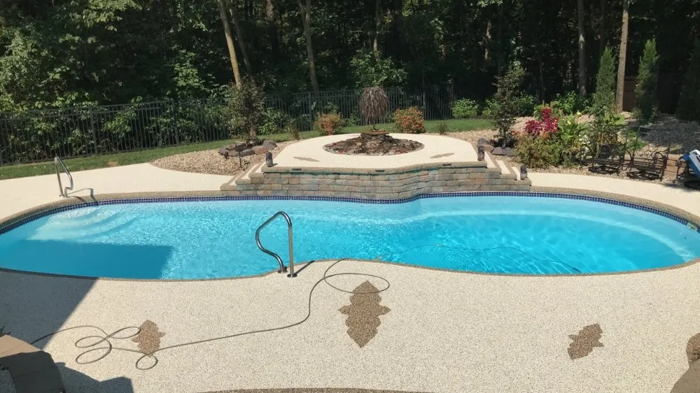 Local lawn care service in Lenzburg, IL - Alluring Creations