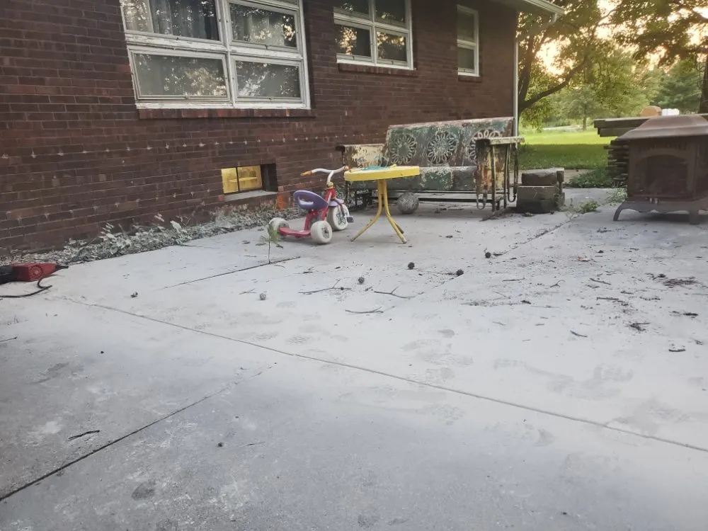 Affordable landscape design in Lenzburg, IL by Alluring Creations
