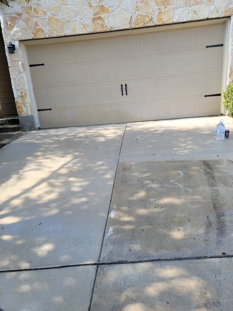 Affordable yard cleanup service experts serving San Antonio, TX - Allzure Pressure Washing
