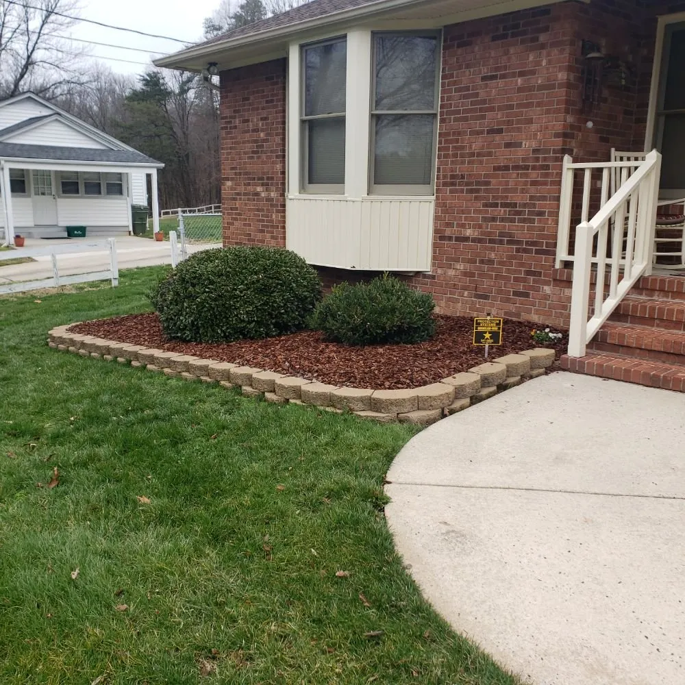 Custom garden landscaping in Kernersville, NC by ALM Landscaping and Design