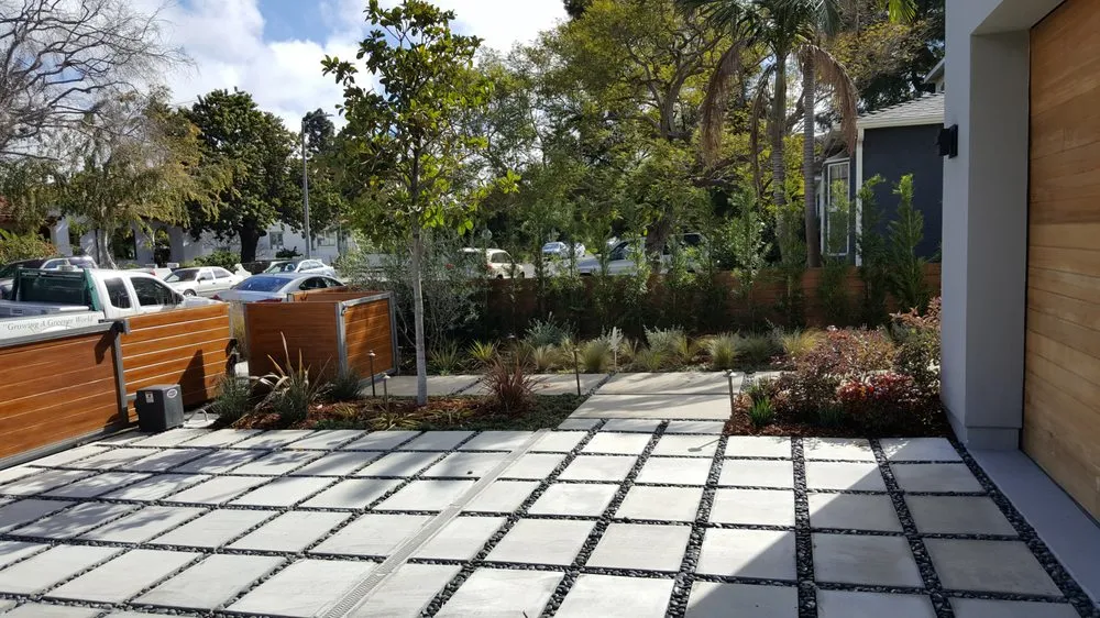 Professional lawn mowing service for homes in Arleta, CA by Alma Gardening