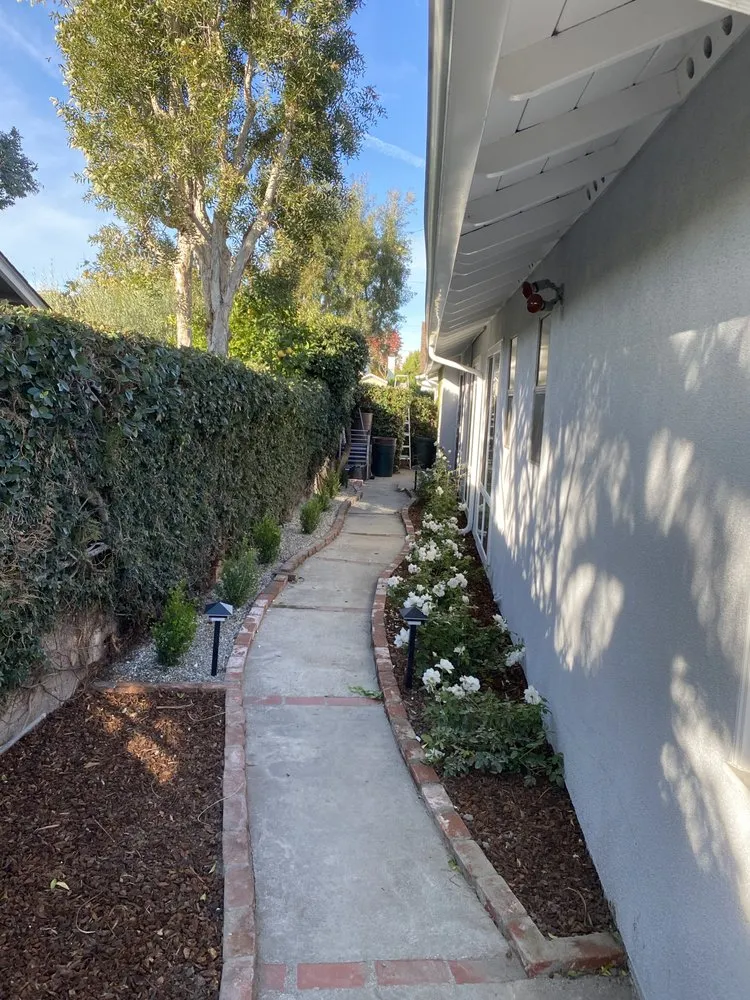 Local lawn mowing service for homes in Pomona, CA by Almazan’s landscape