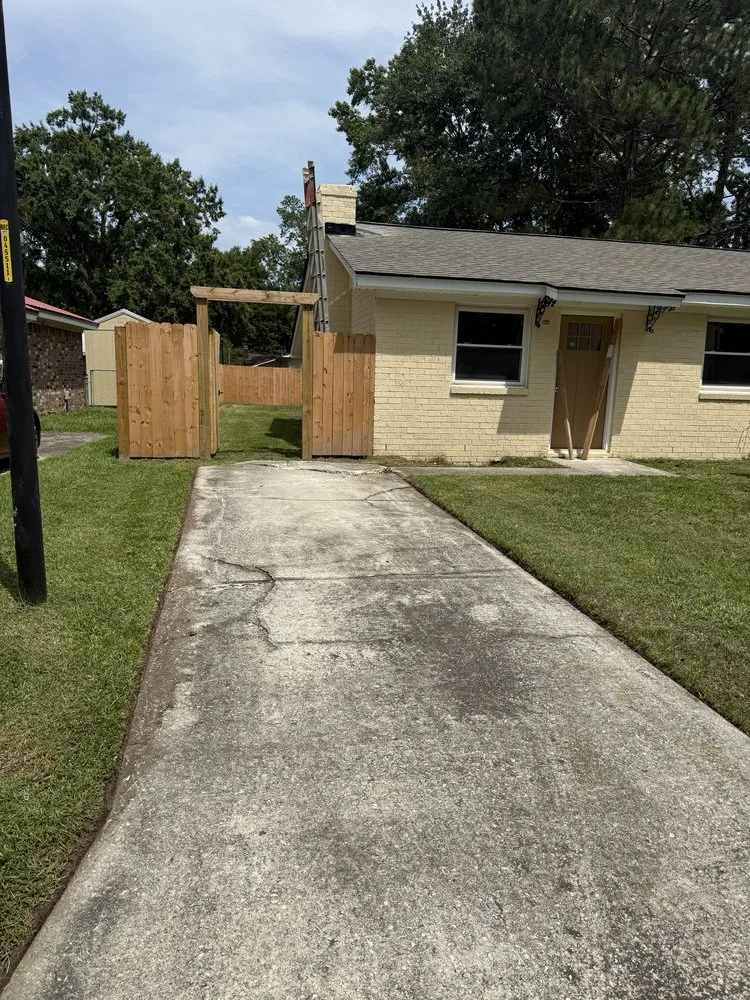 Expert lawn care service near you in Summerville, SC by Almeida Property Solutions