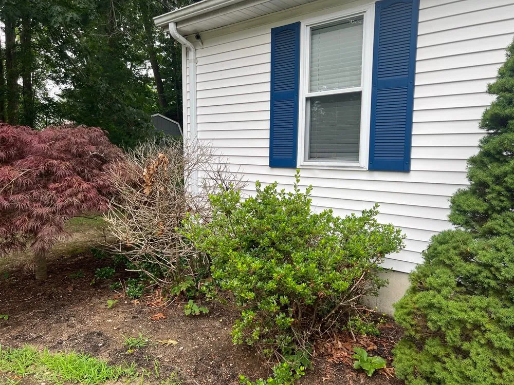 Trusted garden landscaping with custom design in North Dartmouth, MA by Almeida's Landscaping