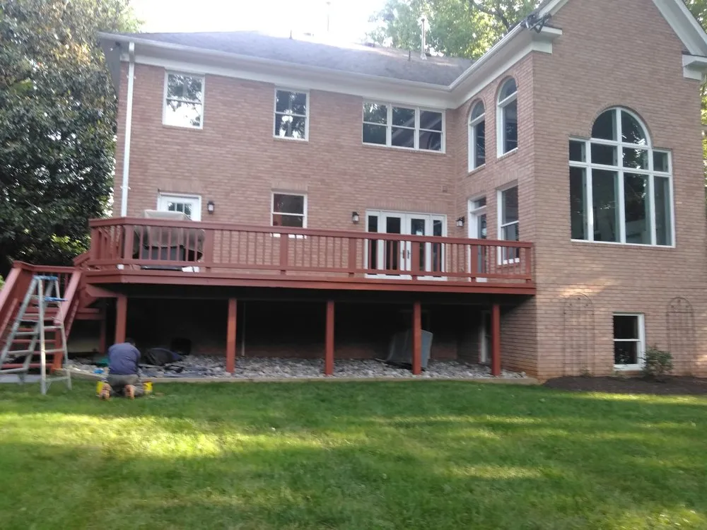 Local landscaping services experts serving Alexandria, VA - Almengor's Handyman & Landscaping