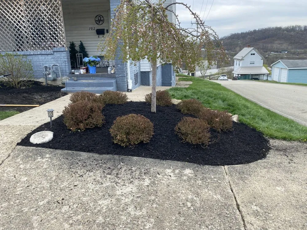 Trusted yard maintenance for beautiful yards across Bridgeville, PA - Almond Branch Landscaping