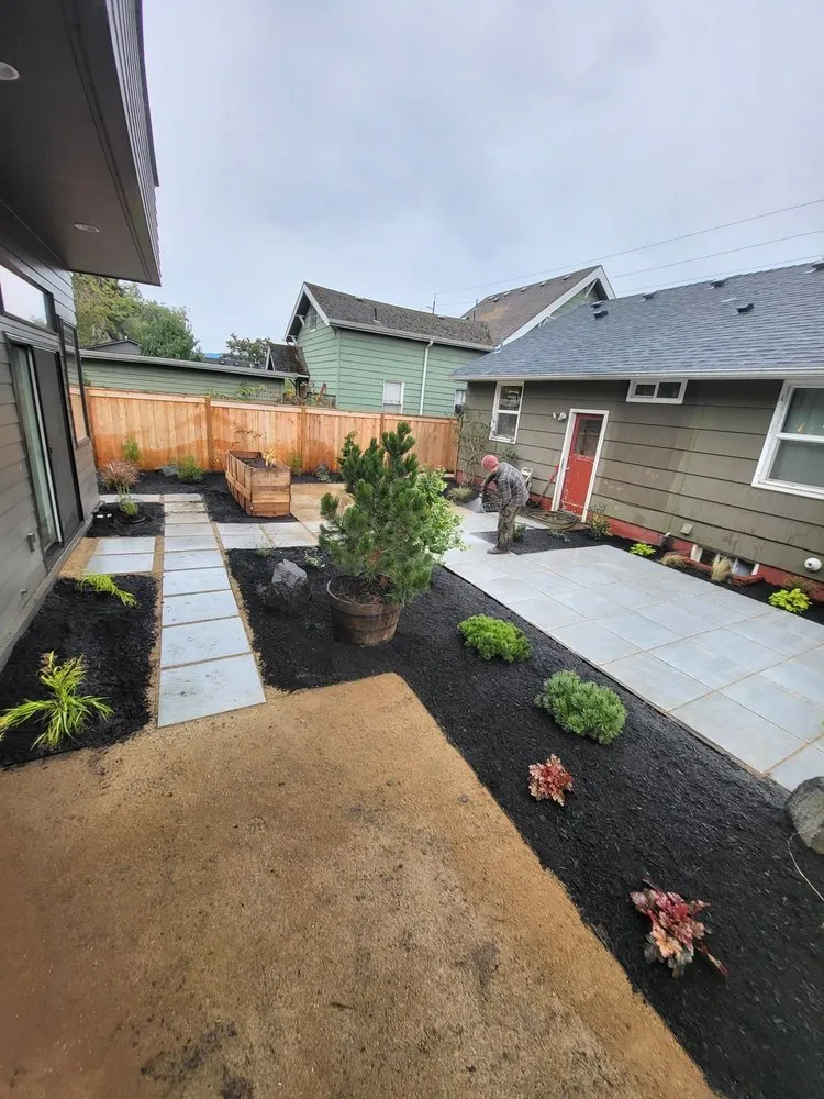 Expert outdoor landscaping in Portland, OR - Aloes Landscape And Maintenance