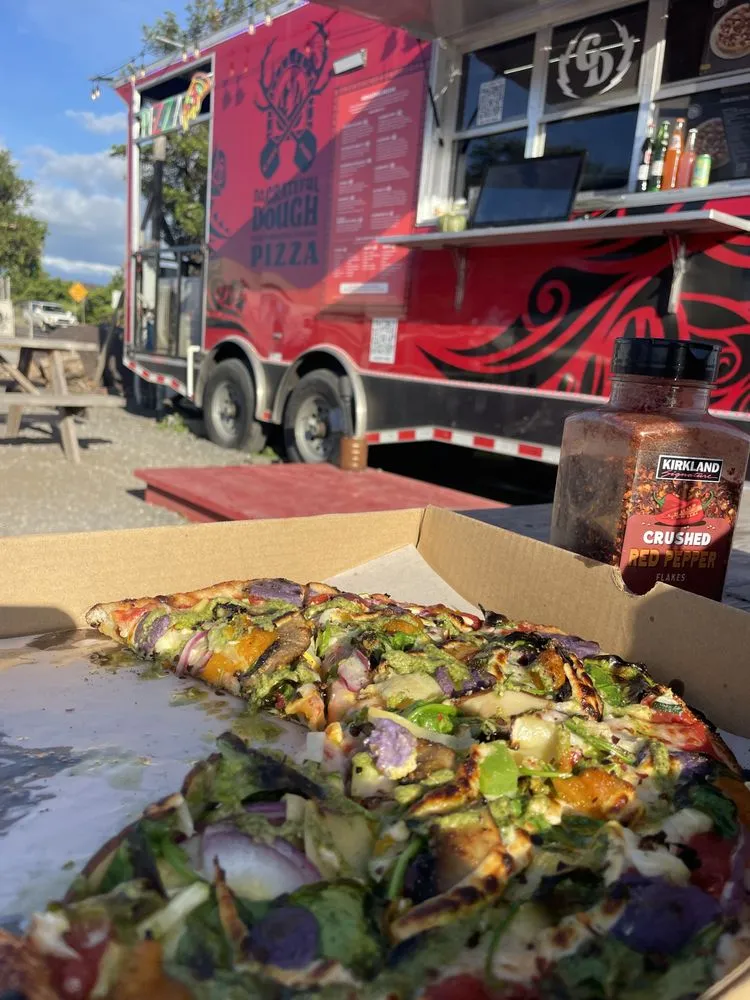 Professional yard maintenance for year-round maintenance in Kula, HI by Aloha Small Yard Maintenance