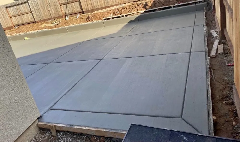 Custom lawn care service in Anchorage, AK by Alohi Company