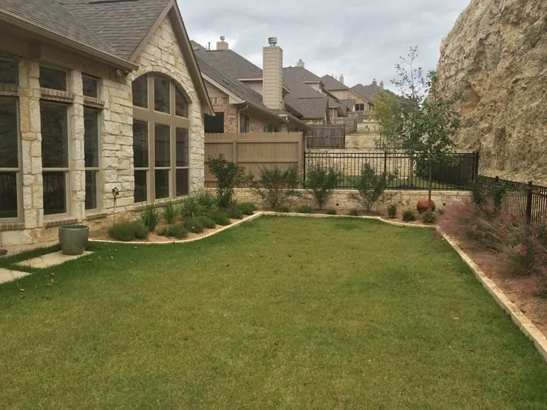 Expert yard maintenance experts serving San Antonio, TX - Alon Landscape Design-Build