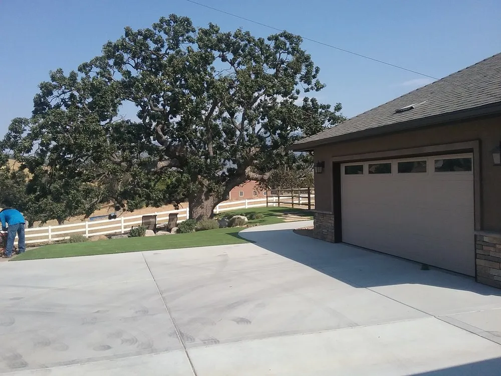 Expert landscaping services in Beverly Hills, CA by Alonso Landscape Care