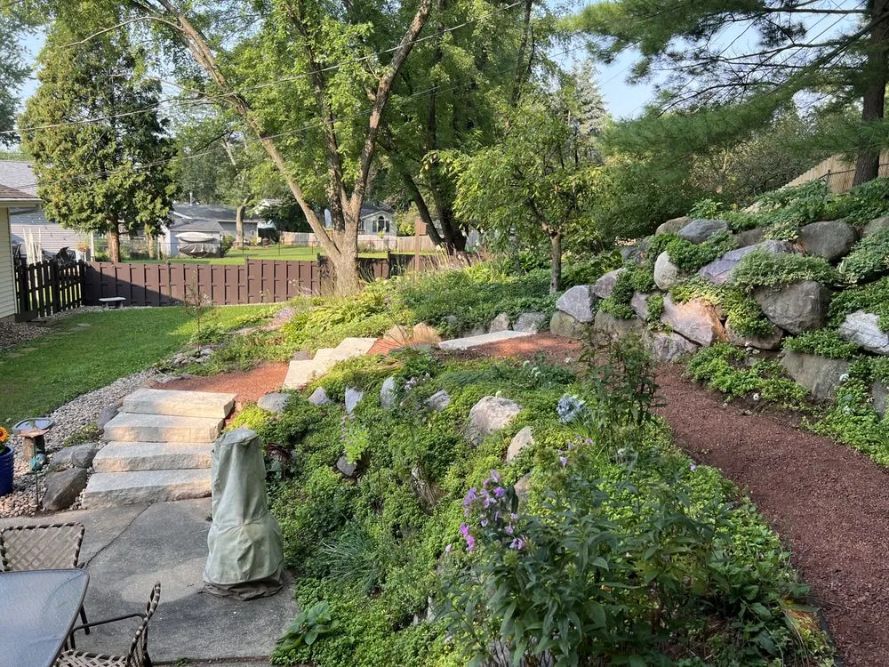 Expert outdoor landscaping experts serving Middleton, WI - Alonso Landscape Service