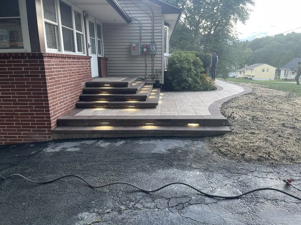 Custom landscape installation in Middletown, NY - Alonso Landscaping and Construction
