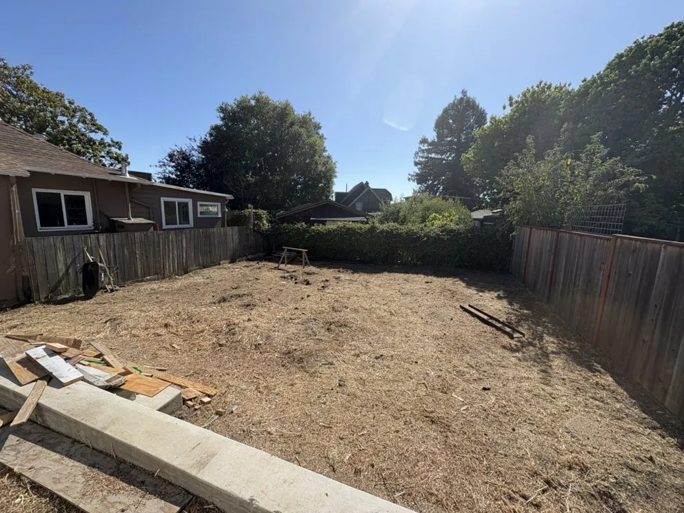 Top-rated lawn care service experts serving Richmond, CA - Alonso's Lawncare & Junk Removal