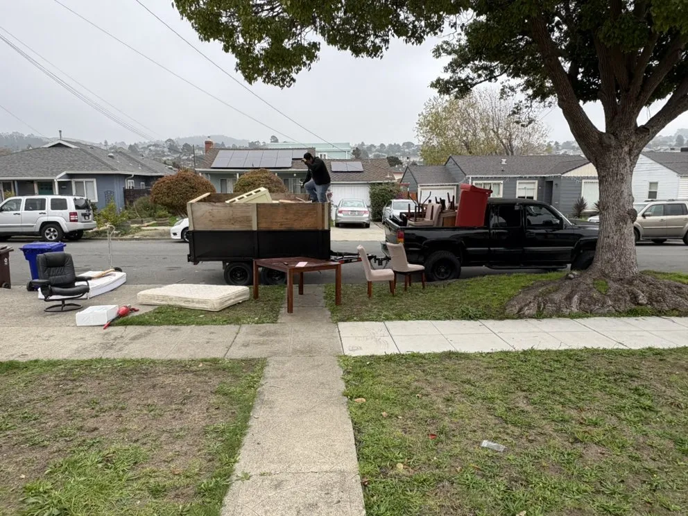 Top-rated yard maintenance in Richmond, CA - Alonso's Lawncare & Junk Removal